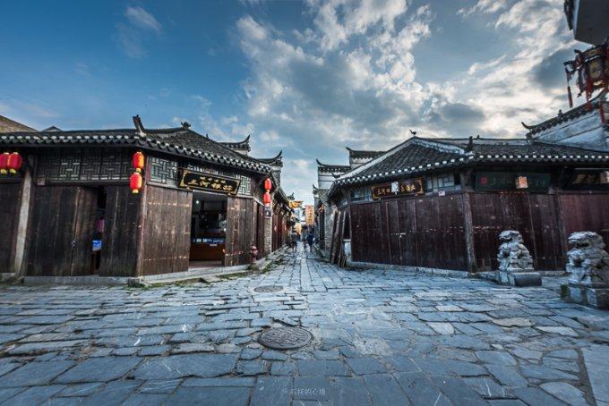震碎三观！契丹公主与驸马合葬墓中，科学家发现了两件事